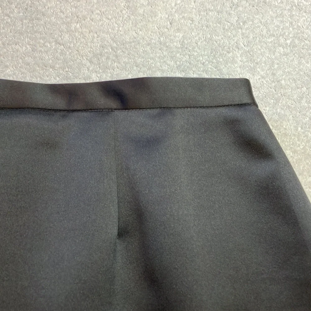 Zola Evening long satin-like ball gown skirt - Picture 3 of 7